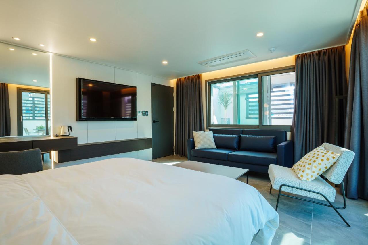 Hotel Pico Tongyeong Exterior photo